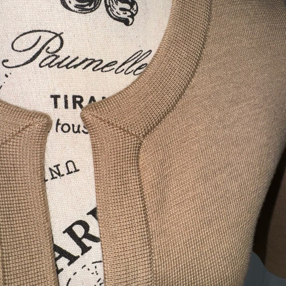 EUC: CAROLINA HERRERA Elegant Tan Knit Dress with Bow Accents - Picture 5 of 12